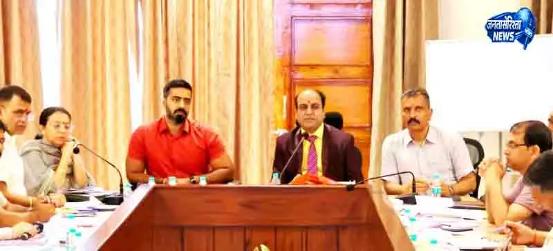 Una जल शक्ति परियोजनाओं और बाढ़ नियंत्रण की समीक्षा Una जल शक्ति परियोजनाओं और बाढ़ नियंत्रण की समीक्षा