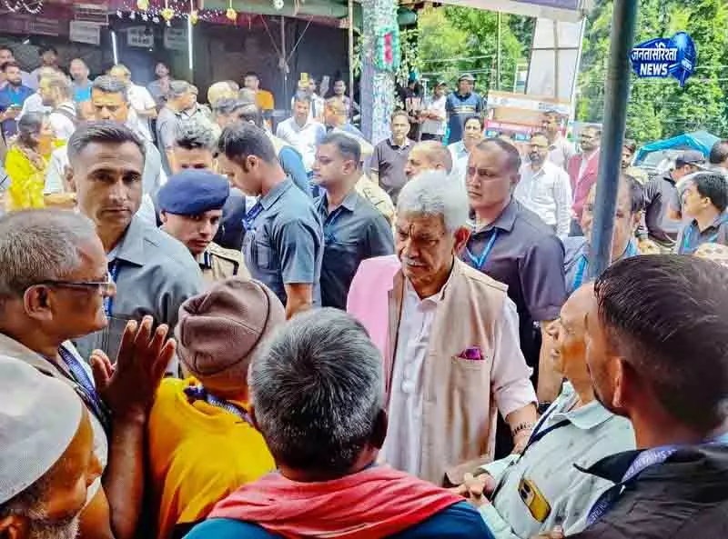 Jammu अमरनाथ यात्रा में फर्जी पंजीकरण पर जांच के निर्देश Jammu अमरनाथ यात्रा में फर्जी पंजीकरण पर जांच के निर्देश