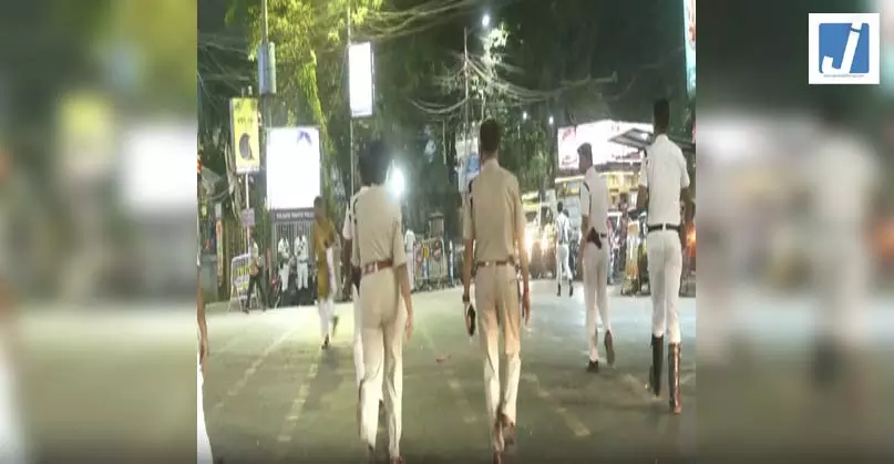 पुलिस कार्यालय से 51 लाख के गबन के आरोप में सरकारी कर्मचारी गिरफ्तार पुलिस कार्यालय से 51 लाख के गबन के आरोप में सरकारी कर्मचारी गिरफ्तार