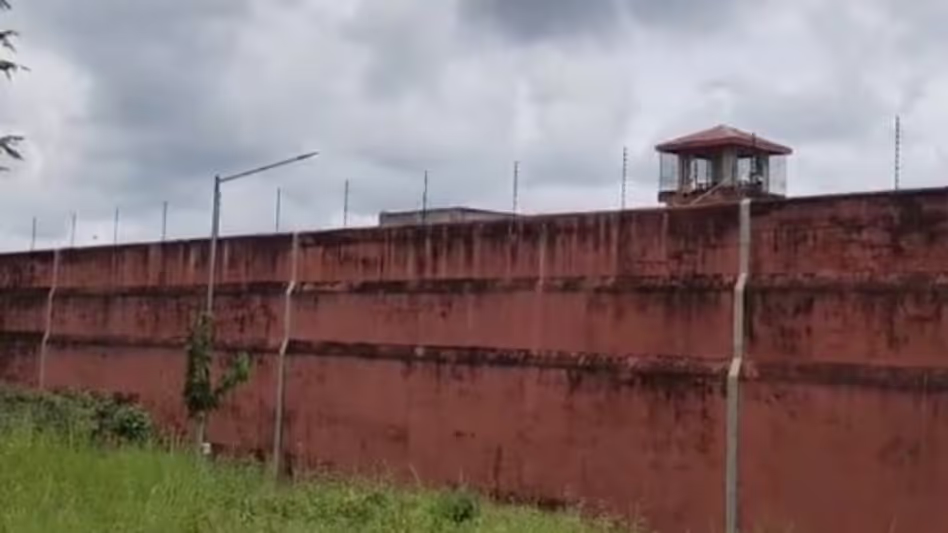 Tripura: खाली पड़ी धर्मनगर जेल अब बनेगी महिलाओं का मार्केटप्लेस Tripura: खाली पड़ी धर्मनगर जेल अब बनेगी महिलाओं का मार्केटप्लेस