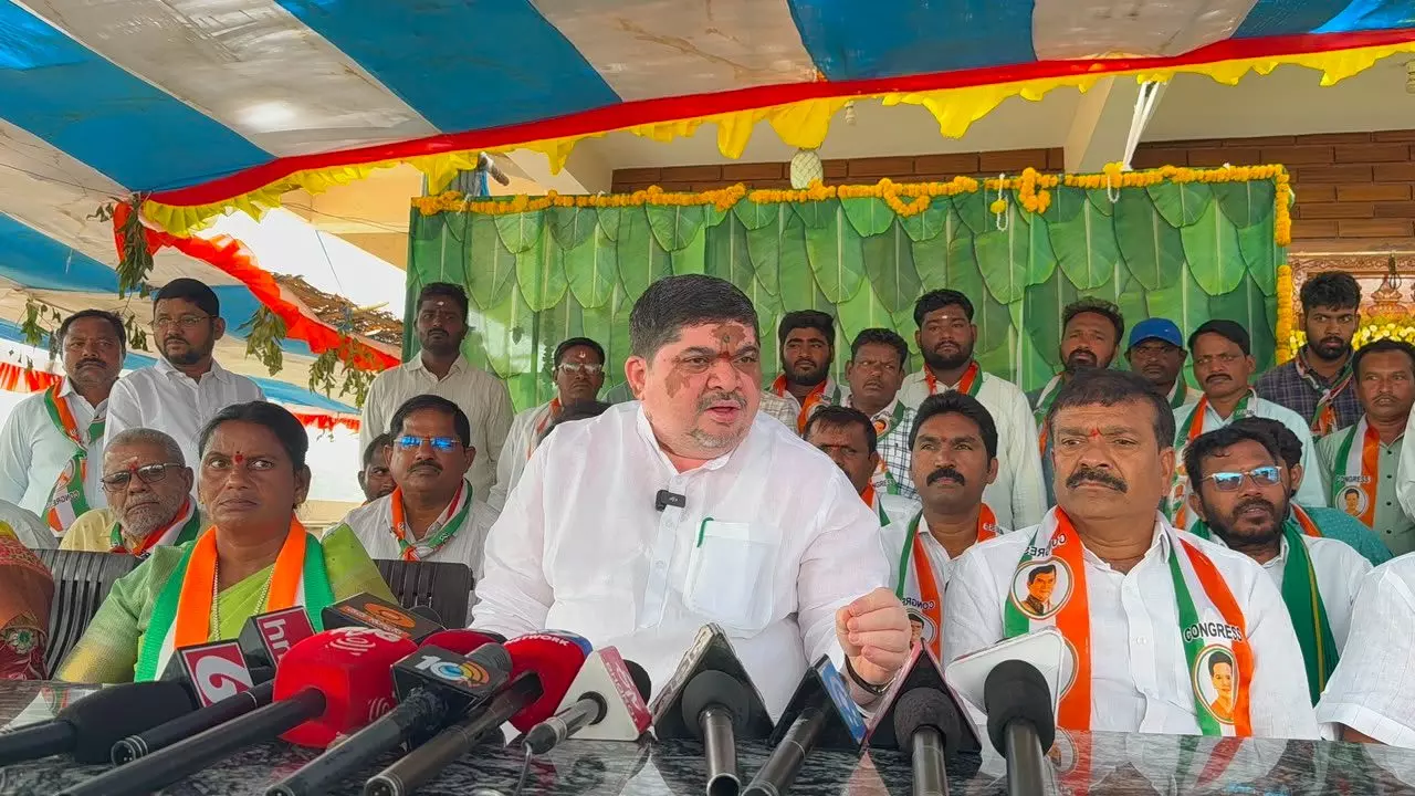 Telangana के मंत्री की BJP से मांग– राम मंदिर में पैसे की चोरी के लिए माफी मांगें Telangana के मंत्री की BJP से मांग– राम मंदिर में पैसे की चोरी के लिए माफी मांगें
