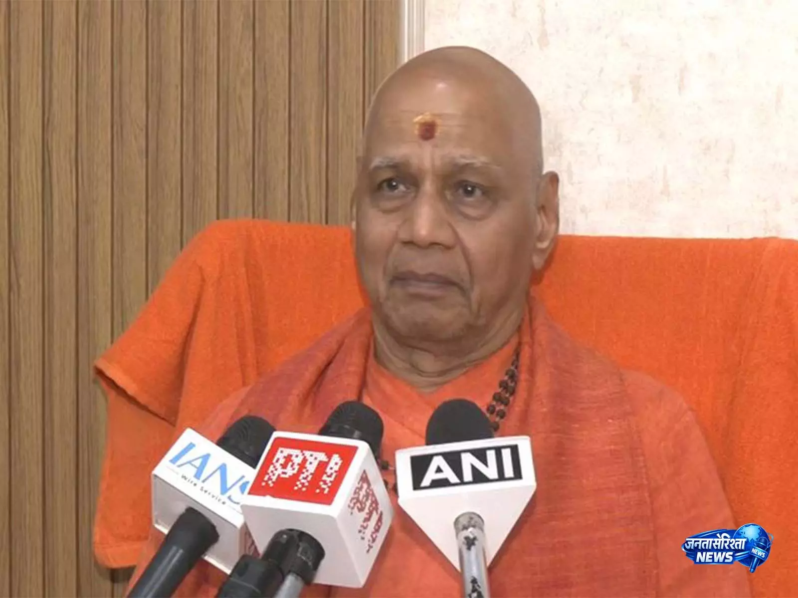 चढ़ावा चोरी विवाद के बीच राम मंदिर ट्रस्ट ने चंपत राय और Anil Mishra का इस्तीफा स्वीकार किया चढ़ावा चोरी विवाद के बीच राम मंदिर ट्रस्ट ने चंपत राय और Anil Mishra का इस्तीफा स्वीकार किया