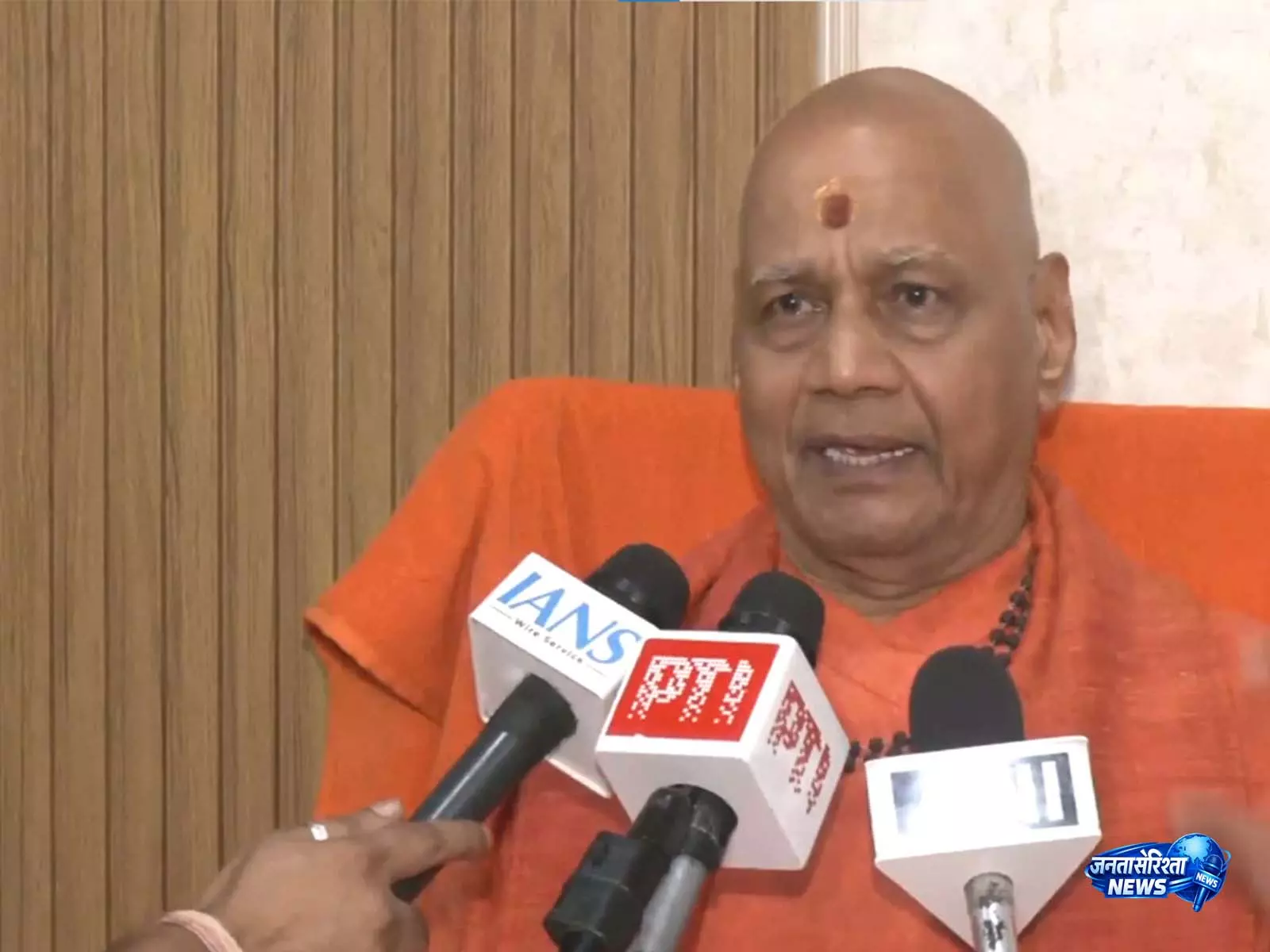 स्वामी गोविंद देव गिरि का बयान: Ram भक्तों से भ्रामक बातों पर ध्यान न देने की अपील स्वामी गोविंद देव गिरि का बयान: Ram भक्तों से भ्रामक बातों पर ध्यान न देने की अपील