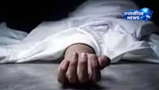 डंपर हादसे में गंभीर घायल चालक ने तोड़ा दम डंपर हादसे में गंभीर घायल चालक ने तोड़ा दम