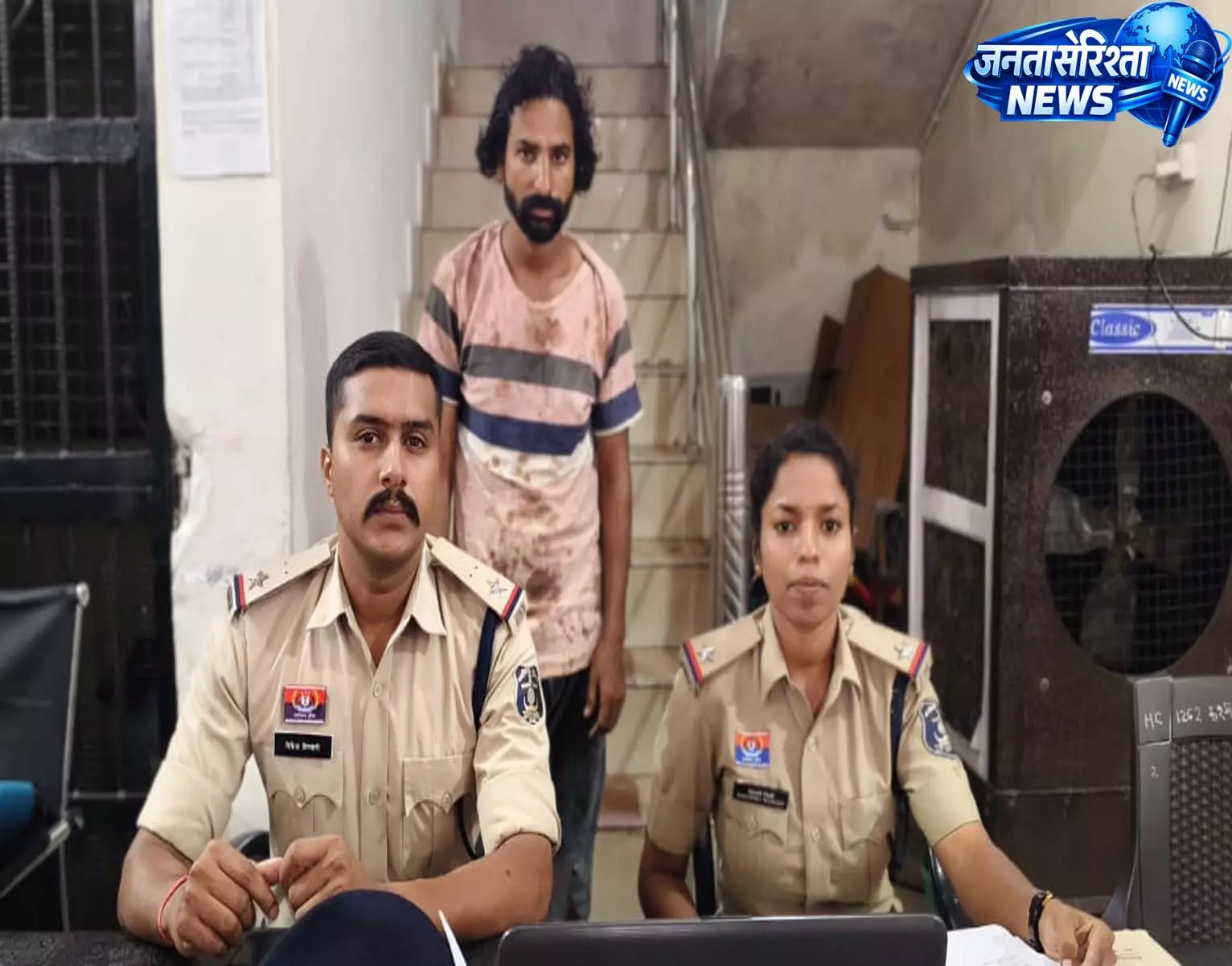 ढाबे में तलवार लहराकर हमला करने वाला आरोपी गिरफ्तार ढाबे में तलवार लहराकर हमला करने वाला आरोपी गिरफ्तार