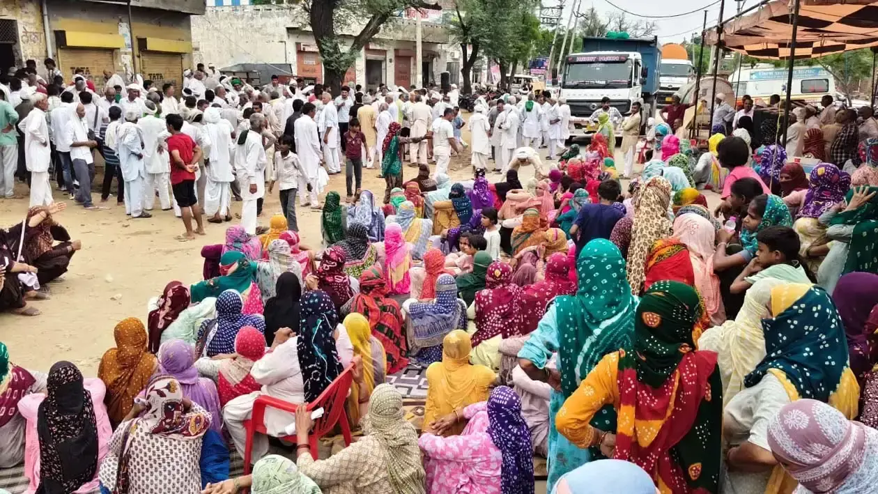 Hansi: जल आंदोलन को मिला नया स्वरूप, 24 गांव करेंगे धरने का संचालन Hansi: जल आंदोलन को मिला नया स्वरूप, 24 गांव करेंगे धरने का संचालन