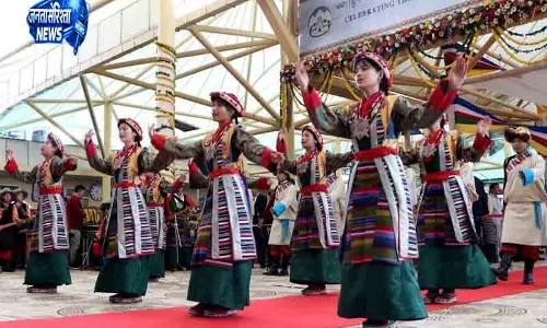 Dharamsala तिब्बतियों ने दलाई लामा का 91वां जन्मदिन श्रद्धापूर्वक मनाया Dharamsala तिब्बतियों ने दलाई लामा का 91वां जन्मदिन श्रद्धापूर्वक मनाया