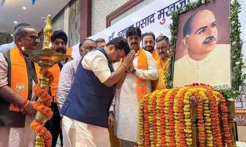J&K में 370 हटाने को BJP ने बताया ऐतिहासिक कदम J&K में 370 हटाने को BJP ने बताया ऐतिहासिक कदम