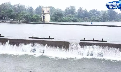 शिवनाथ नदी में तेज बहाव, जलाशयों में बढ़ा पानी, मोंगरा बैराज अभी 13 फीसदी भरा