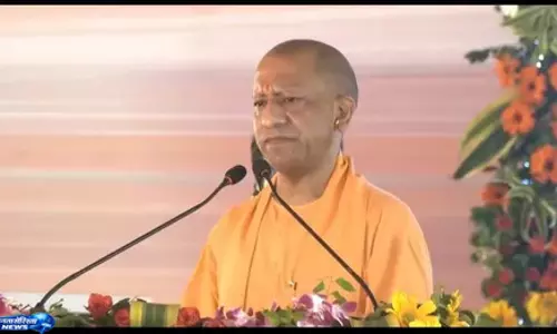 Pratapgarh में योगी का विपक्ष पर बड़ा हमला Pratapgarh में योगी का विपक्ष पर बड़ा हमला
