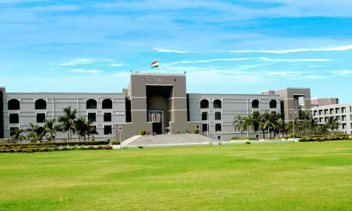 अहमदाबाद सीरियल ब्लास्ट: 38 दोषियों की मौत की सजा पर गुजरात हाई कोर्ट की मुहर अहमदाबाद सीरियल ब्लास्ट: 38 दोषियों की मौत की सजा पर गुजरात हाई कोर्ट की मुहर