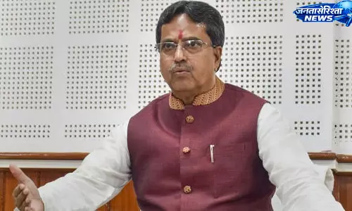 Tripura के सभी स्कूलों में राष्ट्रगान के साथ अब पूरा ‘वंदे मातरम’ गाना अनिवार्य Tripura के सभी स्कूलों में राष्ट्रगान के साथ अब पूरा ‘वंदे मातरम’ गाना अनिवार्य