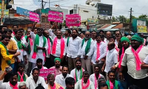 सिद्धपुर वेस्ट प्लांट को लेकर ग्रामीणों ने NH-44 जाम किया, प्लांट रद्द करने की मांग की