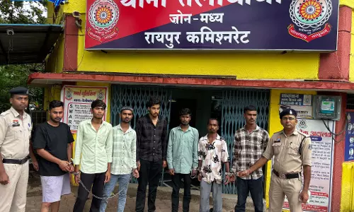 तेलीबांधा थाना पुलिस ने चलाया चेकिंग अभियान, संदिग्ध गतिविधियों पर रखी गई नजर