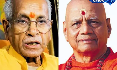 ड्राइवर टिन्नू को बताया ‘मारीच’, चंपत राय की तुलना मां सीता से ड्राइवर टिन्नू को बताया ‘मारीच’, चंपत राय की तुलना मां सीता से