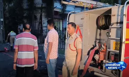 अंगुल: अंडरग्राउंड काम के दौरान PNG गैस पाइपलाइन लीक, स्थानीय लोग घबराए