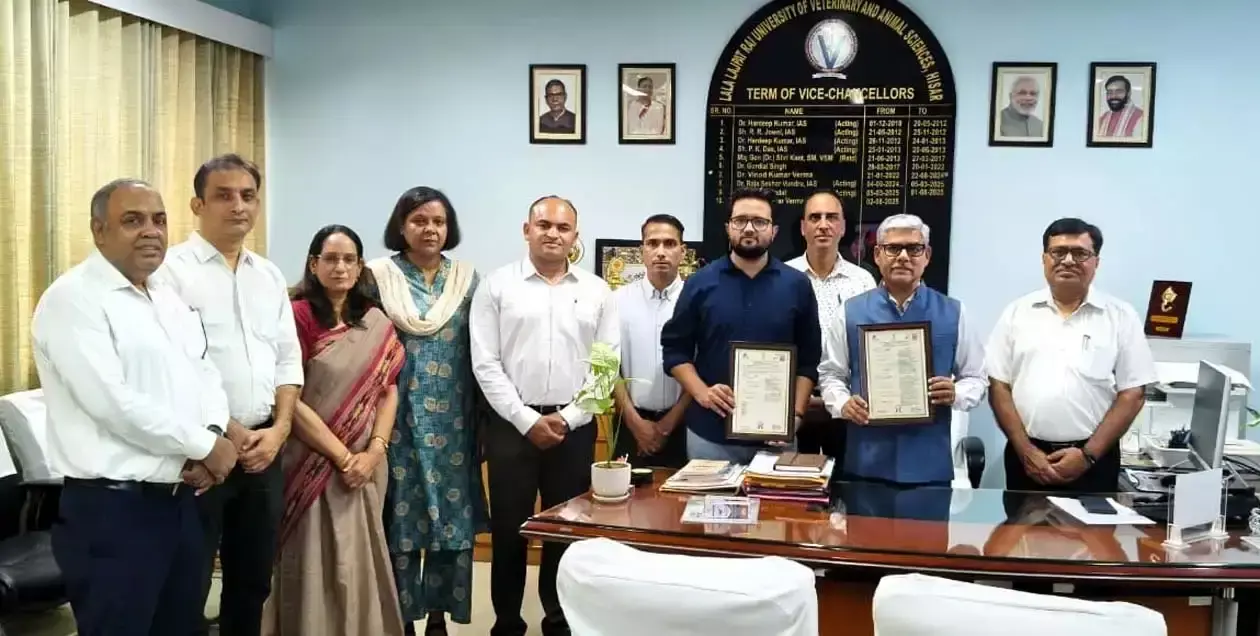 Hisar: हिसार के वैज्ञानिकों ने बनाई देश की पहली थीलीरिया क्लिनिकल डिसीजन सपोर्ट सिस्टम Hisar: हिसार के वैज्ञानिकों ने बनाई देश की पहली थीलीरिया क्लिनिकल डिसीजन सपोर्ट सिस्टम