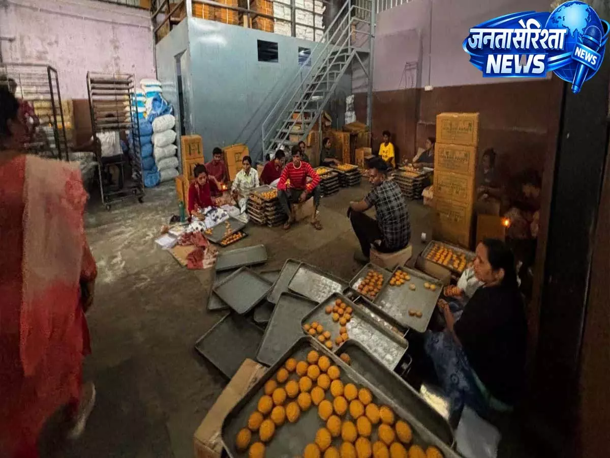 Hyderabad: उस्मानिया बिस्कुट बनाने वाली फैक्ट्री में अस्वच्छ माहौल, जांच में खुली पोल