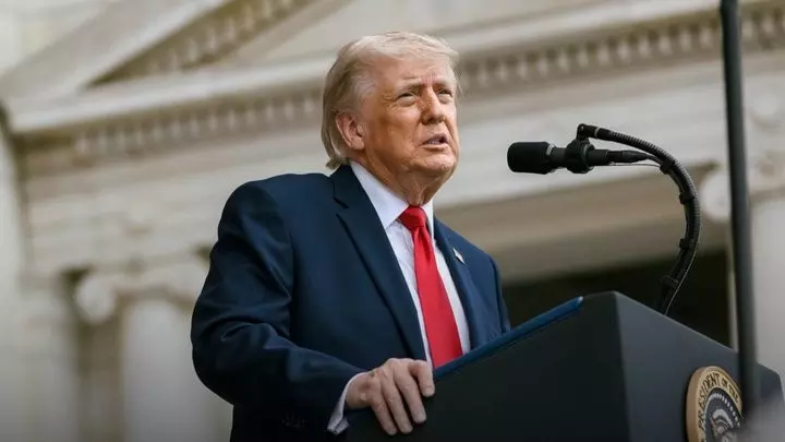 Trump ने व्हाइट हाउस के बॉलरूम में मिलिट्री-ग्रेड सिक्योरिटी लगाने की योजना बनाई Trump ने व्हाइट हाउस के बॉलरूम में मिलिट्री-ग्रेड सिक्योरिटी लगाने की योजना बनाई
