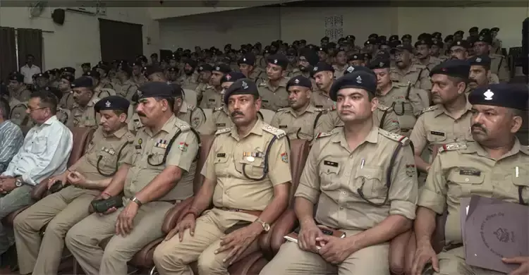 Haridwar: कुंभ मेले से पहले पुलिस की तैयारी तेज, छह दिवसीय प्रशिक्षण का आगाज Haridwar: कुंभ मेले से पहले पुलिस की तैयारी तेज, छह दिवसीय प्रशिक्षण का आगाज