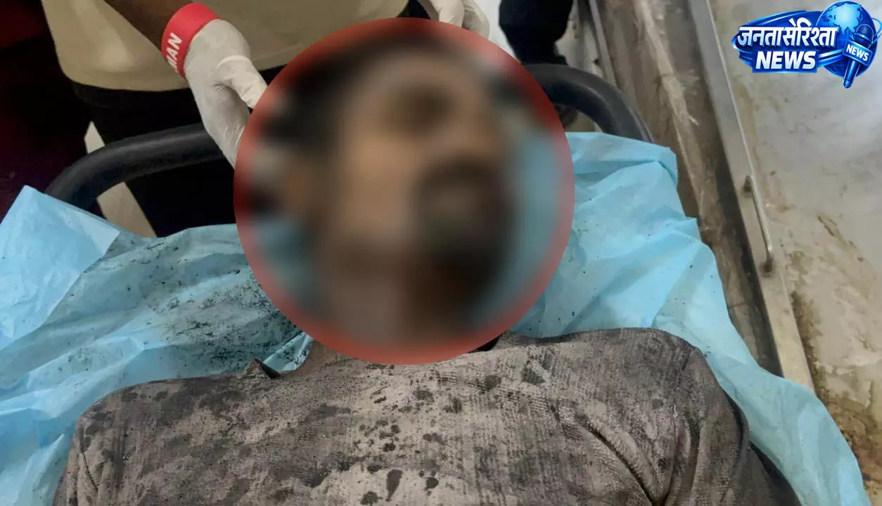 कुसमुंडा खदान में कर्मचारी की संदिग्ध मौत, वायरल वीडियो से उठे कई सवाल कुसमुंडा खदान में कर्मचारी की संदिग्ध मौत, वायरल वीडियो से उठे कई सवाल