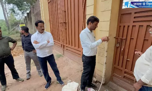 प्राइवेट फैक्ट्रियां सरकारी जमीन में हो रही थी संचालित, कीमत 101 करोड़, प्रशासन ने किया सील
