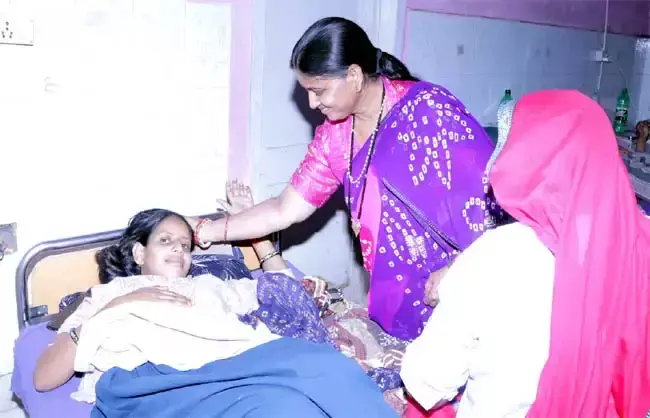 Narnail: व्यवस्थाओं का निरीक्षण कर महिला आयोग उपाध्यक्ष ने दिए आवश्यक निर्देश Narnail: व्यवस्थाओं का निरीक्षण कर महिला आयोग उपाध्यक्ष ने दिए आवश्यक निर्देश