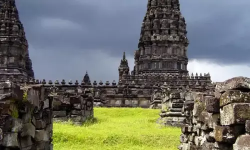 खाड़ी देश से लेकर दक्षिण-पूर्व एशिया तक, पिछले 10 वर्षों में भारत ने ऐसे बदला वैश्विक धार्मिक स्थलों का स्वरूप