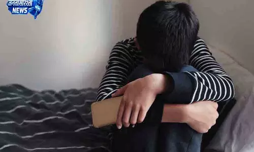 Dharamsala छात्रावास में बेटे की मौत, स्कूल पर उठे सवाल Dharamsala छात्रावास में बेटे की मौत, स्कूल पर उठे सवाल