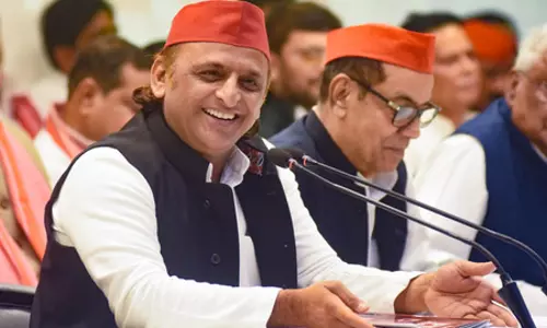 सपा के पूर्व विधायक पर ईडी कार्रवाई को लेकर अखिलेश का तंज