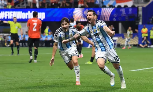 FIFA WC: शानदार वापसी करते हुए अर्जेंटीना ने मिस्र को 3-2 से हराया