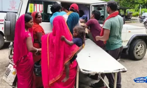 Lakhisarai अस्पताल में लापरवाही, शव वाहन न मिलने से घंटों पड़ा रहा शव