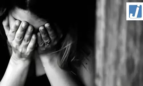 साथी पर रेप का झूठा आरोप लगाने वाली महिला कॉन्स्टेबल पर चलेगा केस, कोर्ट का बड़ा आदेश साथी पर रेप का झूठा आरोप लगाने वाली महिला कॉन्स्टेबल पर चलेगा केस, कोर्ट का बड़ा आदेश