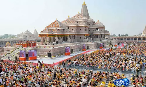 राम मंदिर चंदा चोरी की जांच: पुलिस ने जेल में बंद अनुकल्प मिश्रा के चाचा और जौहरी से पूछताछ की राम मंदिर चंदा चोरी की जांच: पुलिस ने जेल में बंद अनुकल्प मिश्रा के चाचा और जौहरी से पूछताछ की