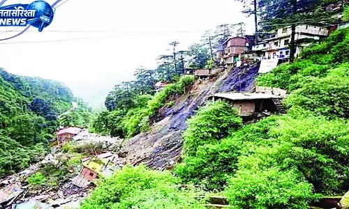 तीन मानसून से नहीं लिया सबक, तिरपाल के भरोसे राजधानी की सुरक्षा तीन मानसून से नहीं लिया सबक, तिरपाल के भरोसे राजधानी की सुरक्षा