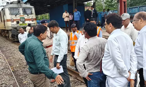 DRM दयानंद ने रायपुर–दुर्ग रेलखंड का किया निरीक्षण