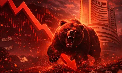 Global  टेंशन ने बिगाड़ा खेल, सेंसेक्स धड़ाम निफ्टी भी फिसला