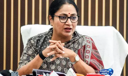ओम प्रकाश व्यास ने DCPCR के चेयरपर्सन का पद संभाला, CM रेखा गुप्ता से मुलाकात की