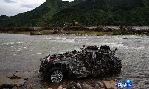 रोहिंग्या कैंप में लैंडस्लाइड से तीन बच्चों की मौत, दक्षिणी Bangladesh में बाढ़ की स्थिति और खराब