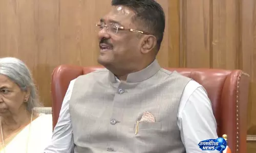 Maharashtra में कमर्शियल वाहन चालकों के लिए मराठी जरूरी Maharashtra में कमर्शियल वाहन चालकों के लिए मराठी जरूरी