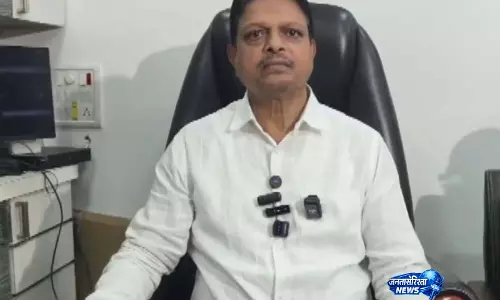 KDMC अस्पताल मारपीट केस में शिवसेना पार्षद रमेश म्हात्रे गिरफ्तार KDMC अस्पताल मारपीट केस में शिवसेना पार्षद रमेश म्हात्रे गिरफ्तार