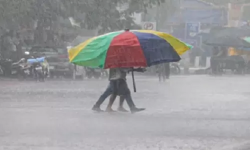 IMD ने ओडिशा में अगले पांच दिनों तक हल्की से मध्यम बारिश की चेतावनी जारी की IMD ने ओडिशा में अगले पांच दिनों तक हल्की से मध्यम बारिश की चेतावनी जारी की