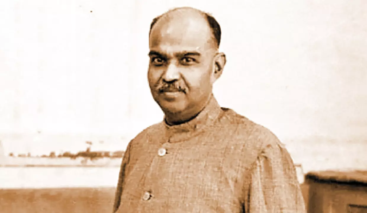 डॉ. श्यामा प्रसाद मुखर्जी की स्थायी विरासत डॉ. श्यामा प्रसाद मुखर्जी की स्थायी विरासत