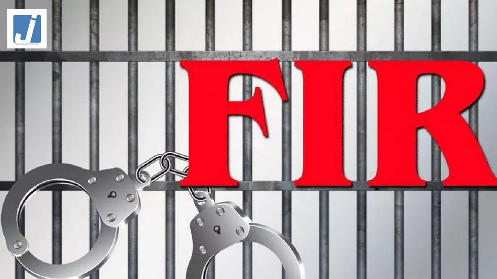 वसूली का खेल, पुलिस के दो कॉन्स्टेबल हिरासत में, परिवार को ड्रग्स केस में फंसाने की धमकी वसूली का खेल, पुलिस के दो कॉन्स्टेबल हिरासत में, परिवार को ड्रग्स केस में फंसाने की धमकी