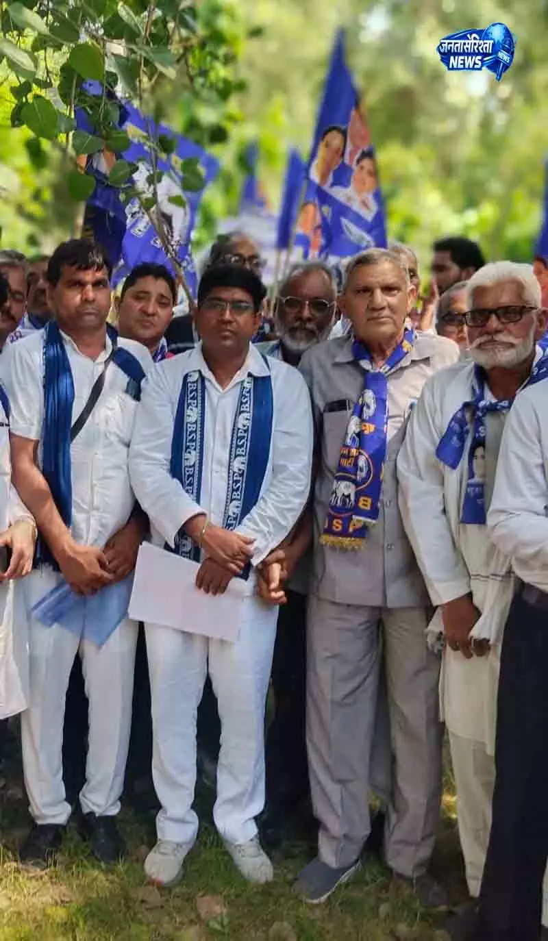 Sirsa असुरक्षित स्कूलों के पुनर्निर्माण की मांग Sirsa असुरक्षित स्कूलों के पुनर्निर्माण की मांग