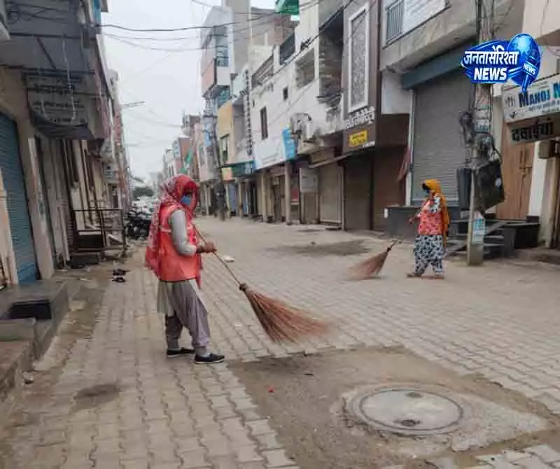 Faridkot में सफाई कर्मियों की नई हड़ताल शुरू Faridkot में सफाई कर्मियों की नई हड़ताल शुरू