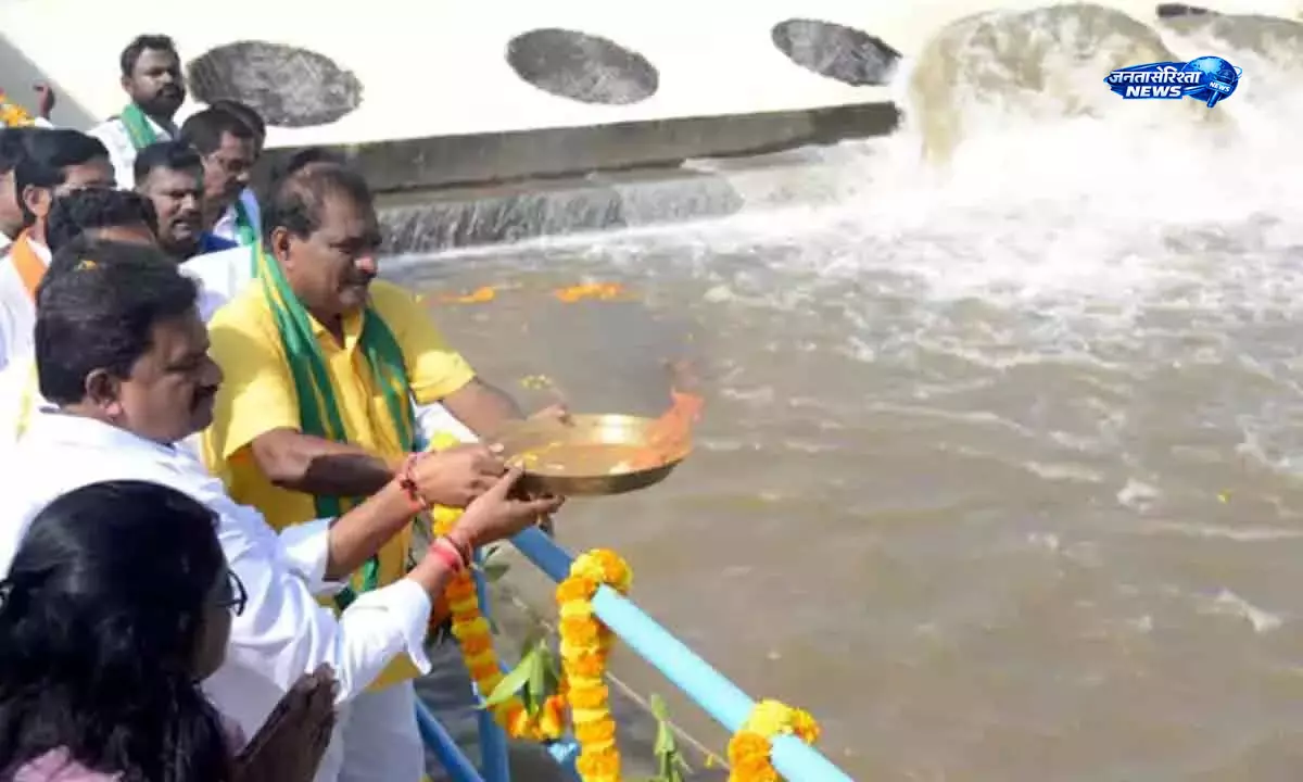 Minister ने चालू की पट्टीसीमा योजना, नहर में छोड़ा जल Minister ने चालू की पट्टीसीमा योजना, नहर में छोड़ा जल