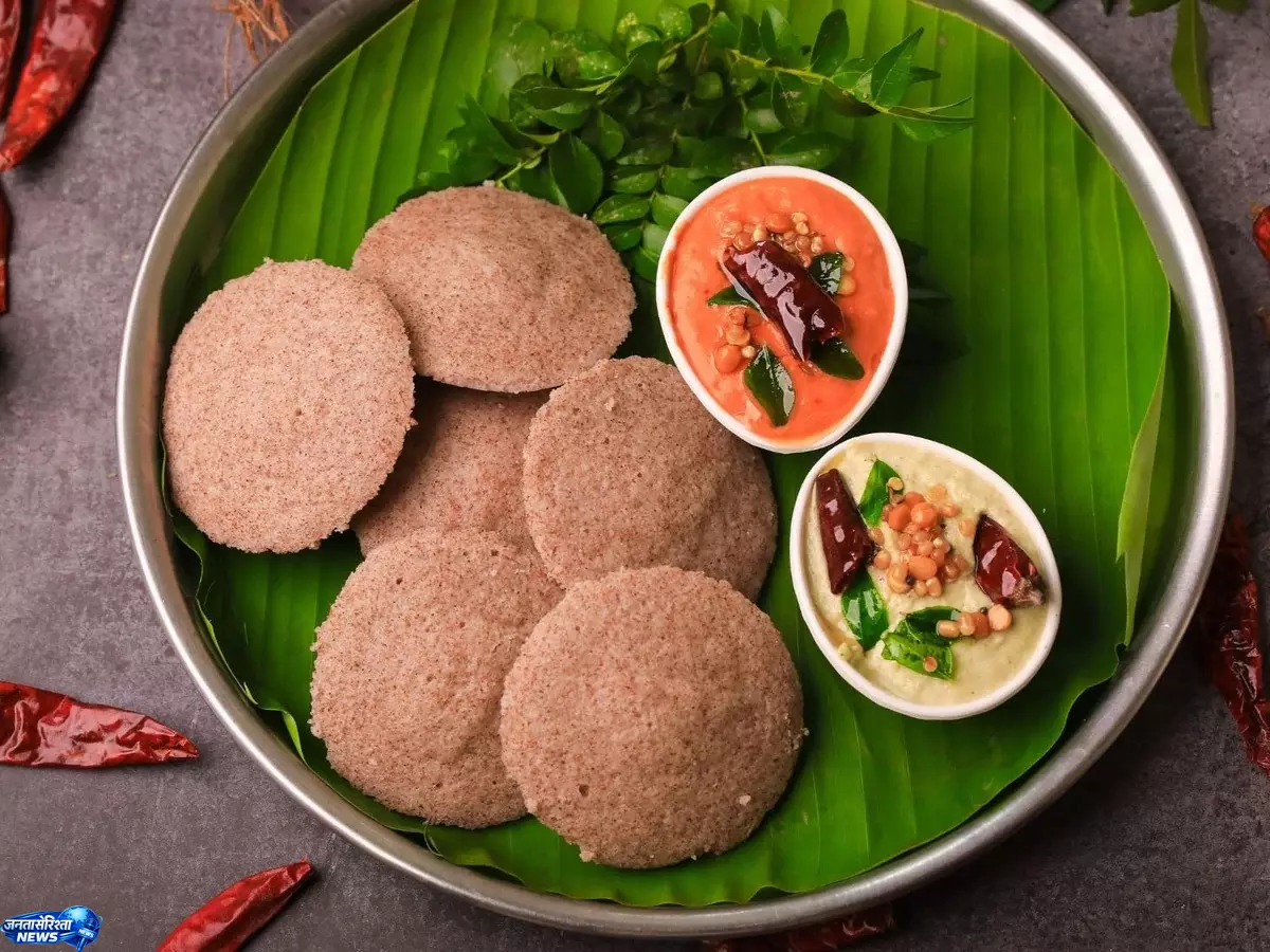 Ragi इडली से करें दिन की शुरुआत, स्वाद भी सेहत भी Ragi इडली से करें दिन की शुरुआत, स्वाद भी सेहत भी