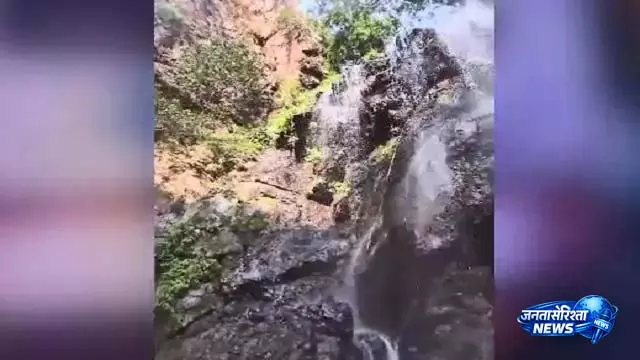 Padmapur में झांजा पहाड़ियों पर दो युवक लापता Padmapur में झांजा पहाड़ियों पर दो युवक लापता