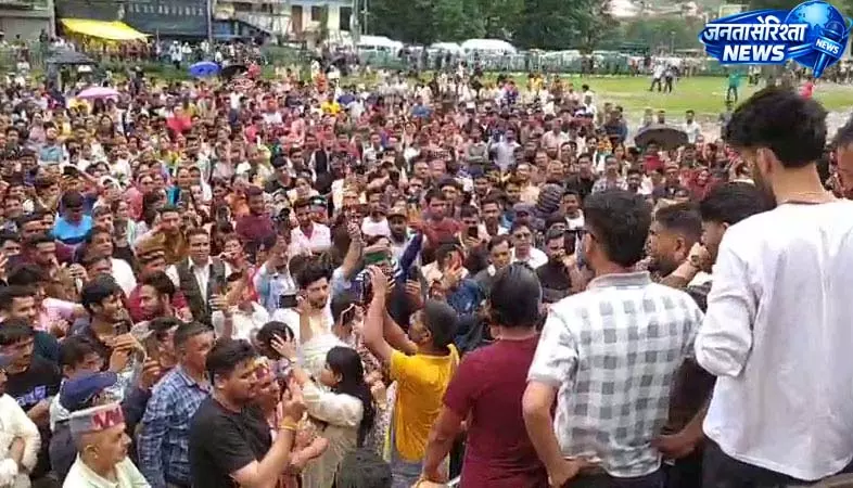 मंजू शर्मा मौत मामले में फिर उबला कुल्लू, रथ मैदान पर जोरदार प्रदर्शन मंजू शर्मा मौत मामले में फिर उबला कुल्लू, रथ मैदान पर जोरदार प्रदर्शन
